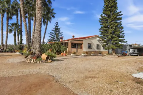 Chalet unifamiliar en Polígono Baya Baja, nº 2145A