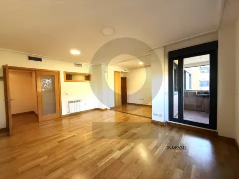 Piso en calle de José Bastos, 4