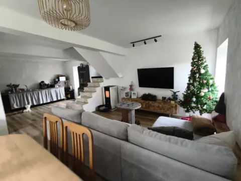Casa unifamiliar en Barcia (Soaserra)