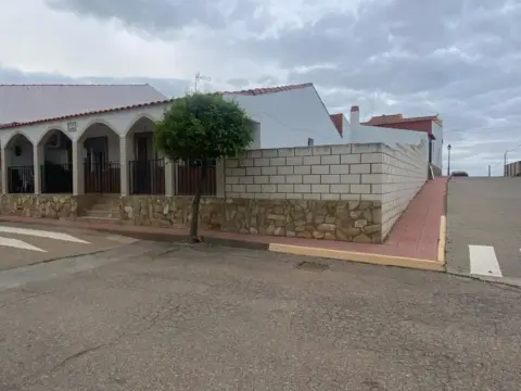 Casa en calle Luis Chamizo