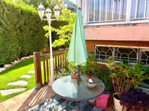 Chalet pareado en calle de Perales de Tajuña