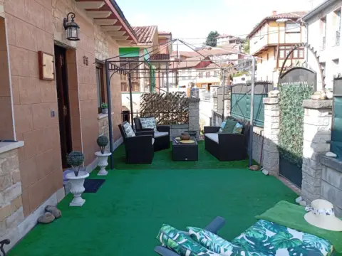 Chalet unifamiliar en calle Carabanzo