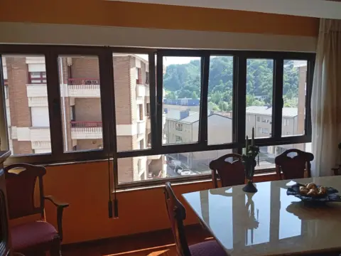 Piso en calle Manuel Llaneza, 66