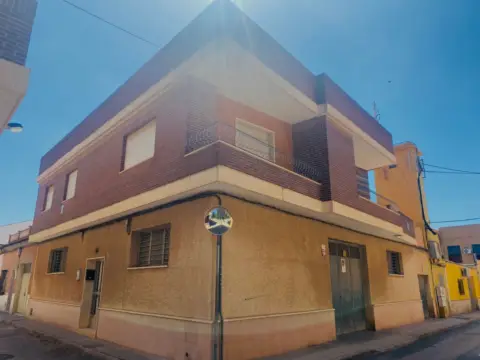 Piso en calle de San Jose