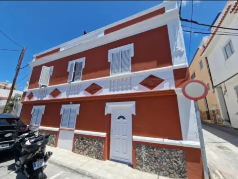 Edificio en calle de la Cocineta