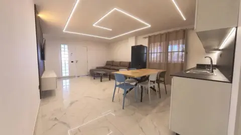 Apartamento en calle Alegranza  Esquina A calle La Alegranza -Fañabe Pu