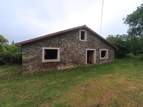 Casa en A calle (Sarandós)