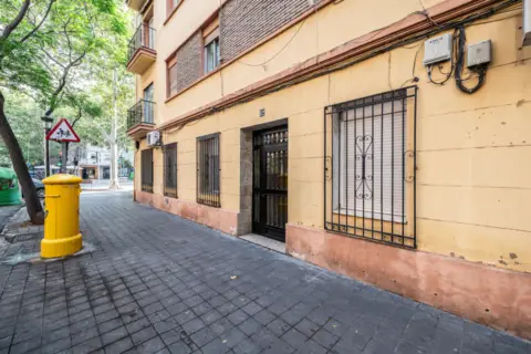 Piso en calle de la Industria