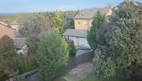 Chalet adosado en calle de Infanta Cristina
