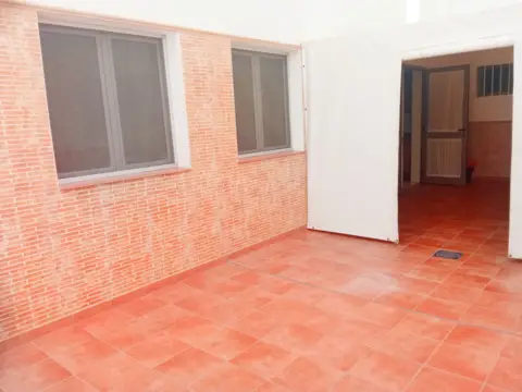 Wohnung in Paseo Arnao Maestra María del Rosario Hernández, nº 25