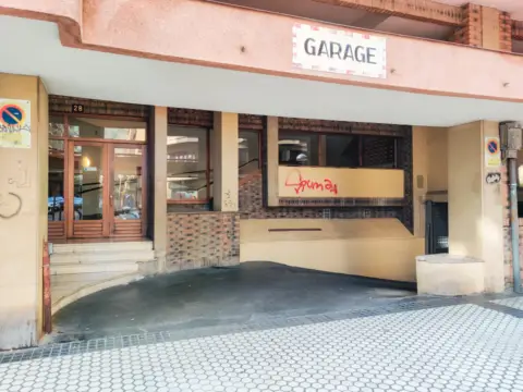 Garaje en calle Birmingham, nº 28