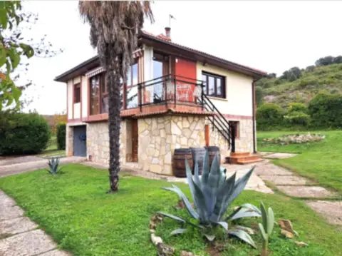 Chalet unifamiliar en calle del Paseadero