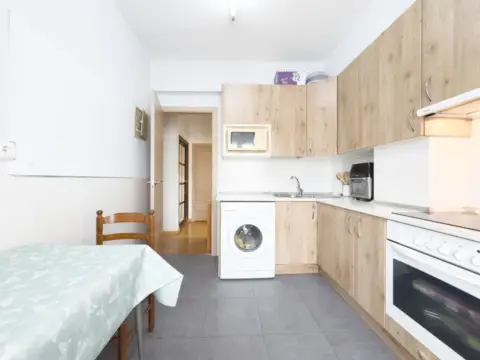 Piso en Aureliano Lopez Becerra Kalea