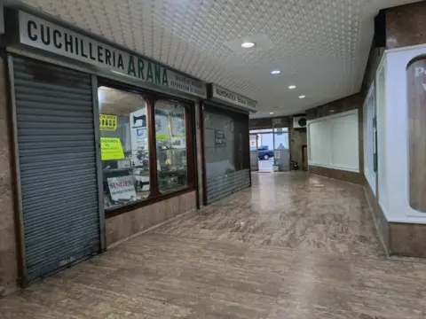 Local comercial en calle de Juan Arana