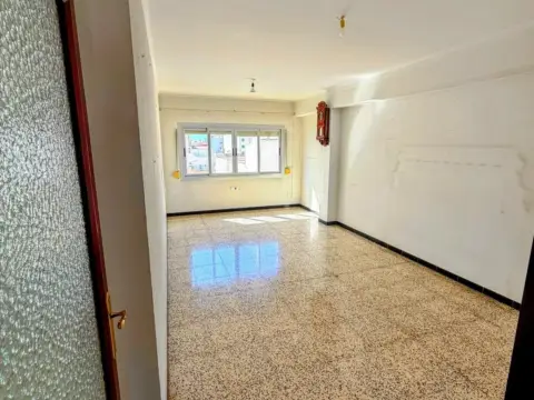 Piso en Carrer del Pare Bartomeu Pou