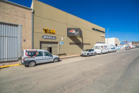 Nave comercial en calle Barrios, nº 1