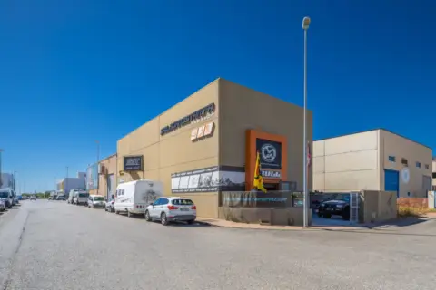Nave comercial en calle Barrios, nº 1
