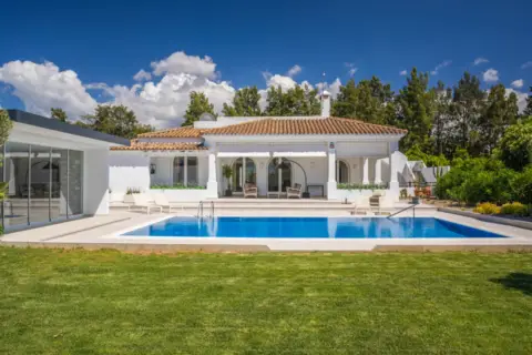 Chalet unifamiliar en calle de la Torre, 35