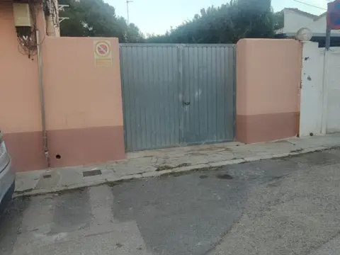 Local comercial en calle 123