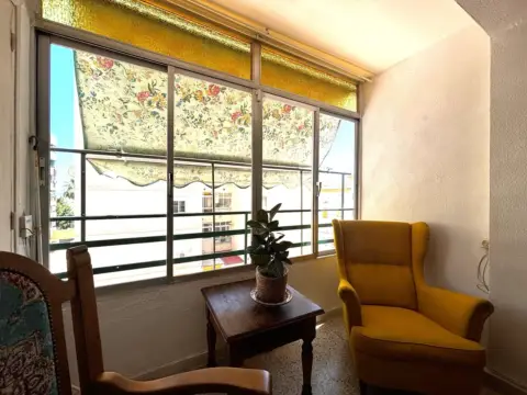 Piso en calle Valle de Abdalajís