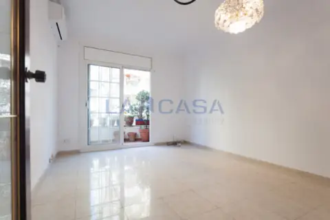 Piso en Carrer de la Indústria