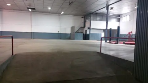 Nave industrial en Lucena