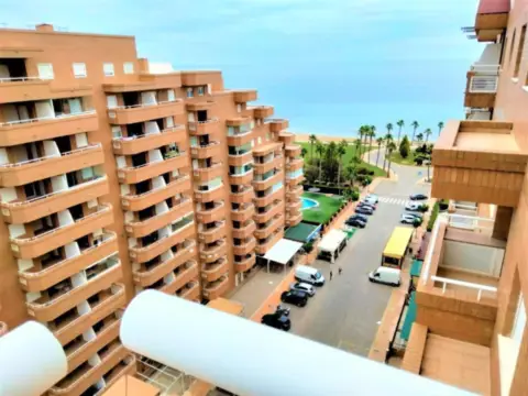 Piso en calle Amplaries, 33