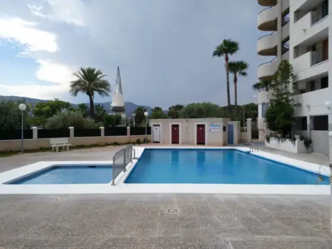 Piso en calle de Galeón, 2