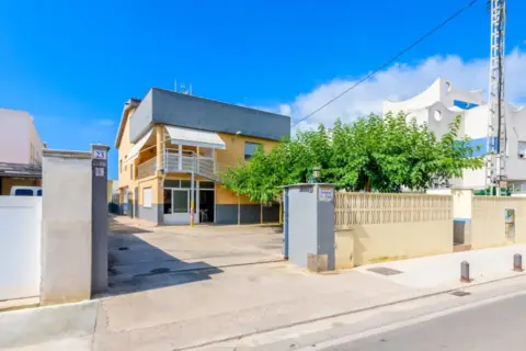 Casa unifamiliar en calle Cm L´Om Blanc , nº 23