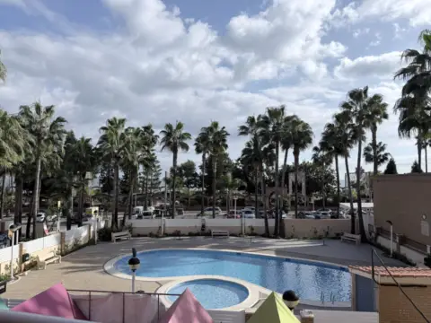 Apartamento en calle Amplaries, 1