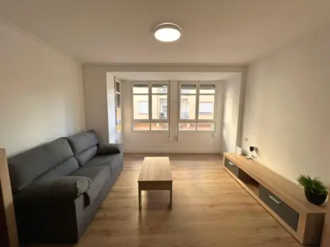 Piso en Carrer de Cabanes, 1