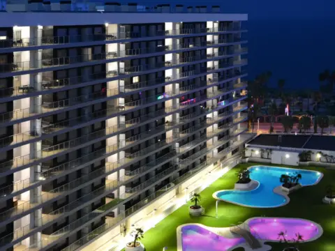 Apartamento en calle Amplaries, 9
