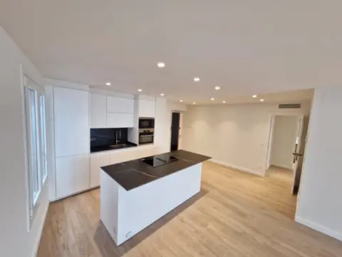 Piso en Nafarroa Kalea