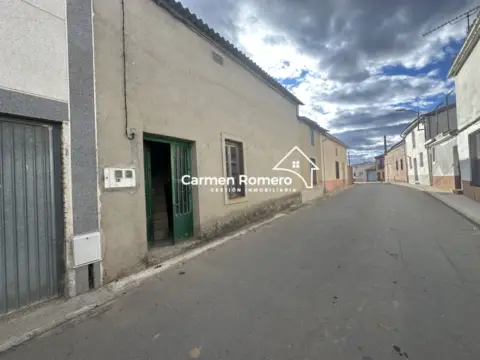Almacén en calle Arzobispo Tavera