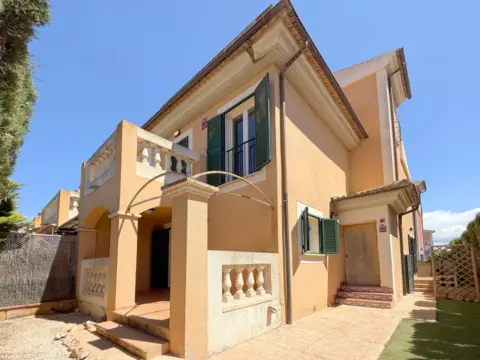 Chalet adosado en Carrer Penya-Segat, 1