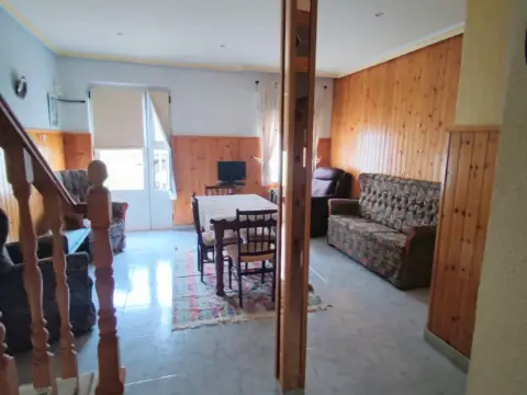 Casa en Avenida Rodalito