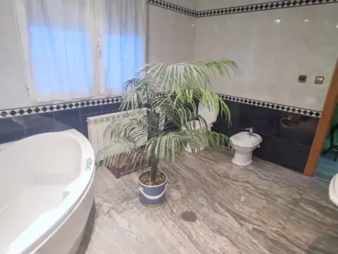 Casa adosada en La Roda