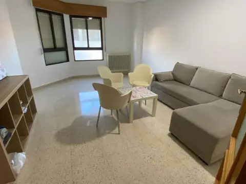 Piso en calle del Cementerio