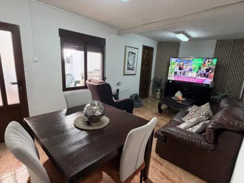 Casa en calle de San Isidro