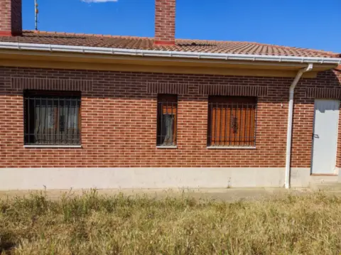 Casa en calle de Laguna de Simon
