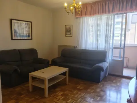 Piso en calle del Profesor Adolfo Miaja de la Muela