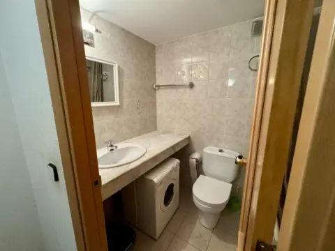 2-bedroom flat seasonal rent in Encamp · 38 of 39