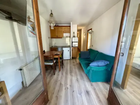 2-bedroom flat seasonal rent in Encamp · 33 of 39