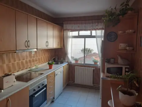 Piso en calle Tomás A. Alonso