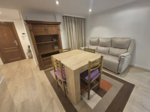 Piso en calle de Adaro