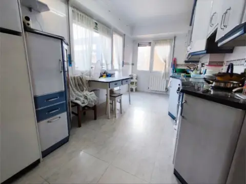 Piso en Plaza de San Pedro