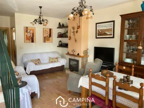 Casa adosada en Barrio de Sotiel Coronada