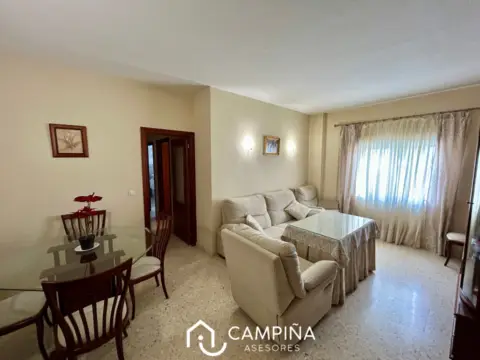 Piso en calle de los Descubridores