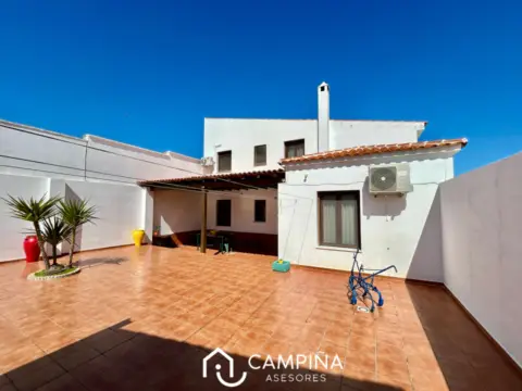 Casa en Beas