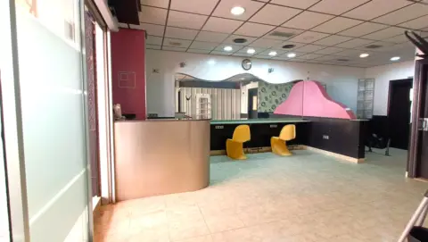 Local comercial en calle Sierro, 13